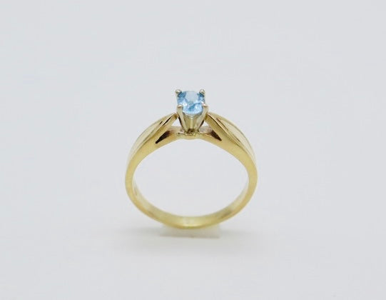 Bague or 14k Blue Topaz